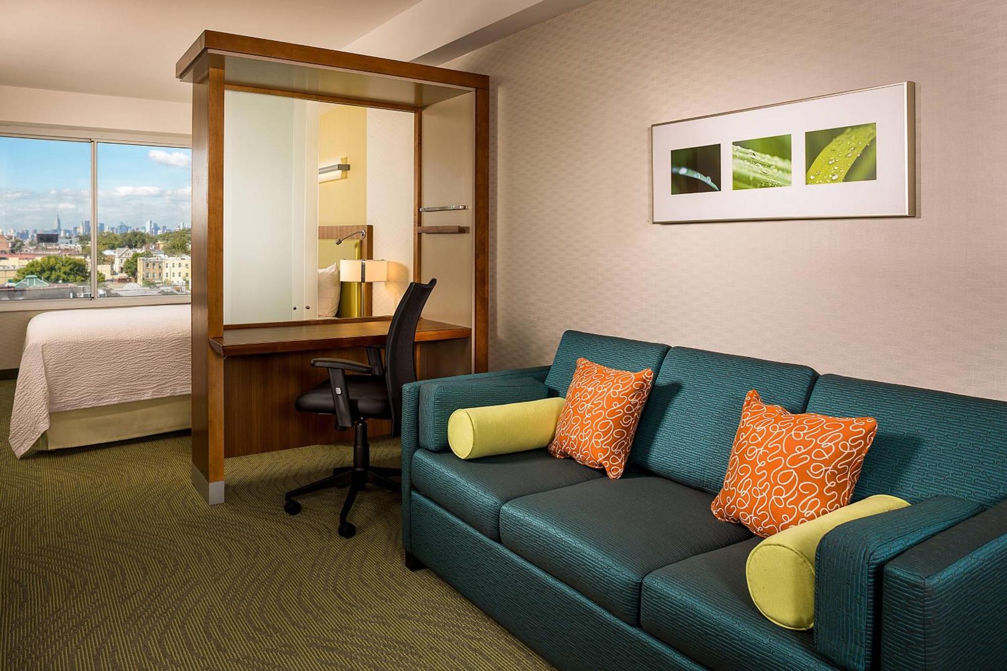 Springhill Suites By Marriott New York Laguardia Airport Exterior photo