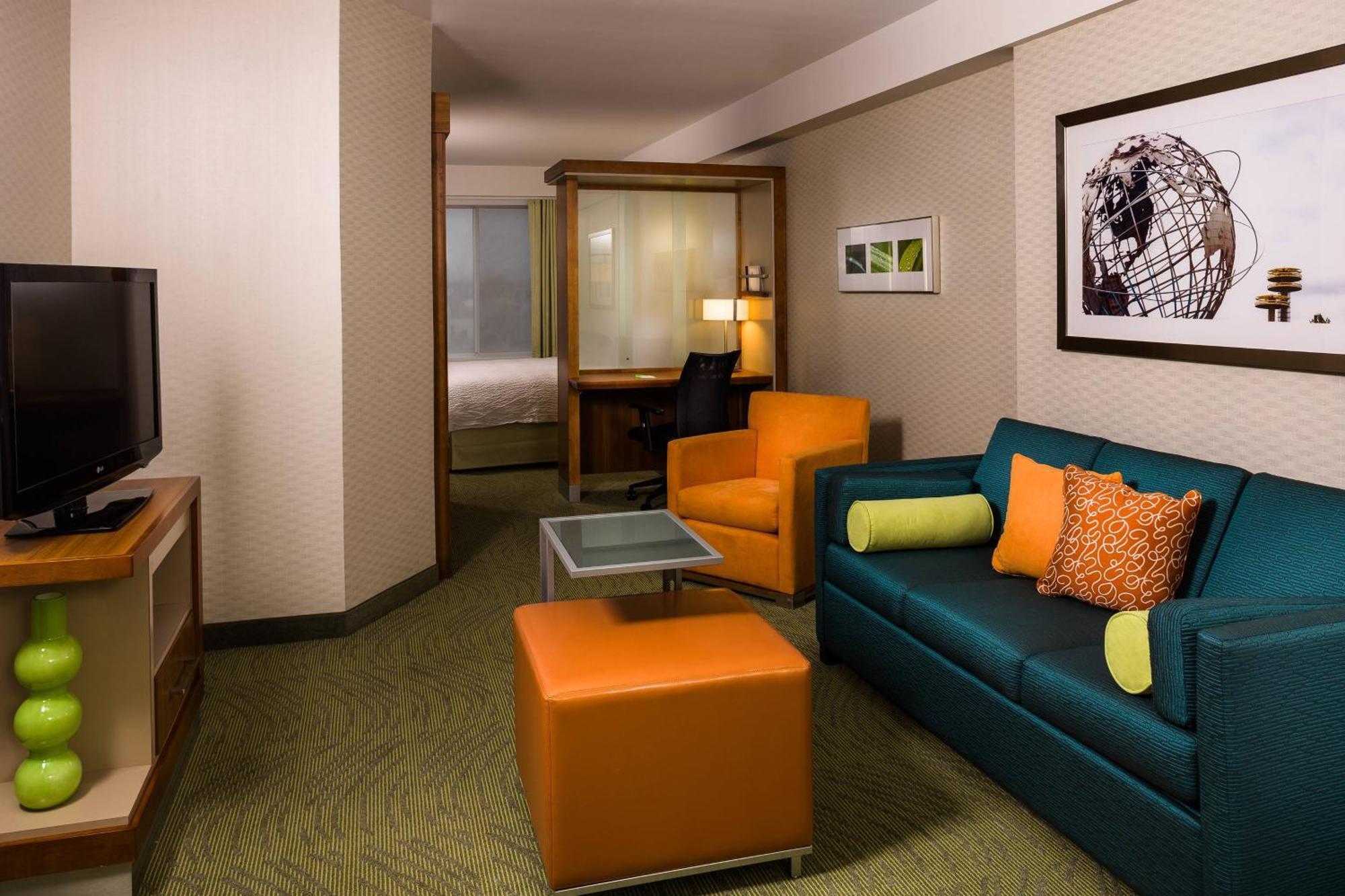 Springhill Suites By Marriott New York Laguardia Airport Exterior photo
