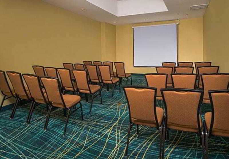 Springhill Suites By Marriott New York Laguardia Airport Exterior photo