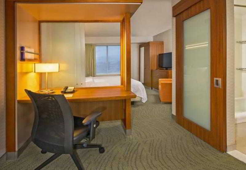 Springhill Suites By Marriott New York Laguardia Airport Exterior photo