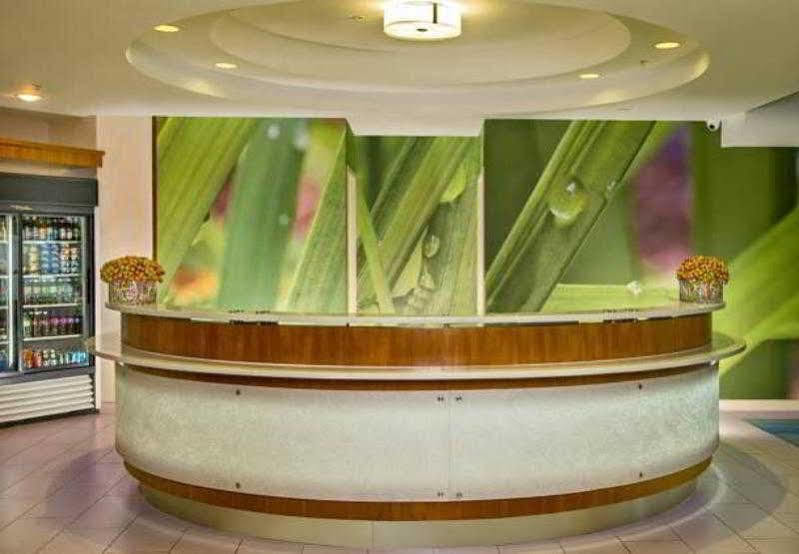 Springhill Suites By Marriott New York Laguardia Airport Exterior photo